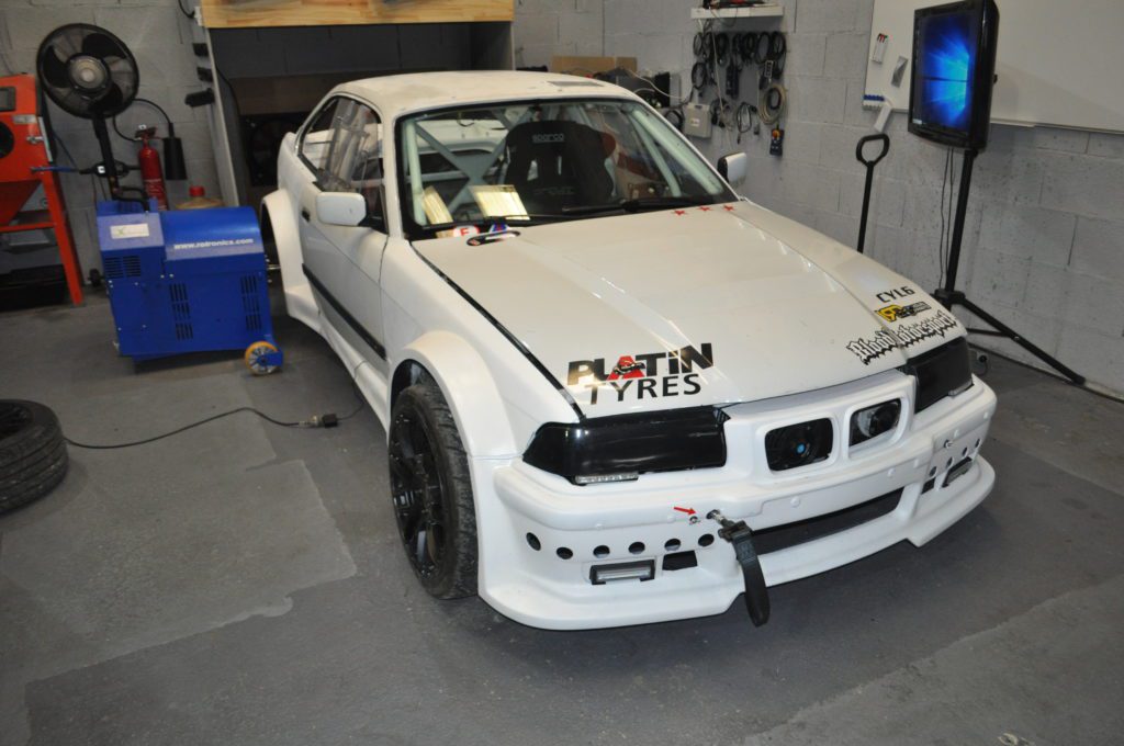 BMW E36 M5