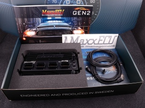 MaxxECU Race GEN2 avec accessoires