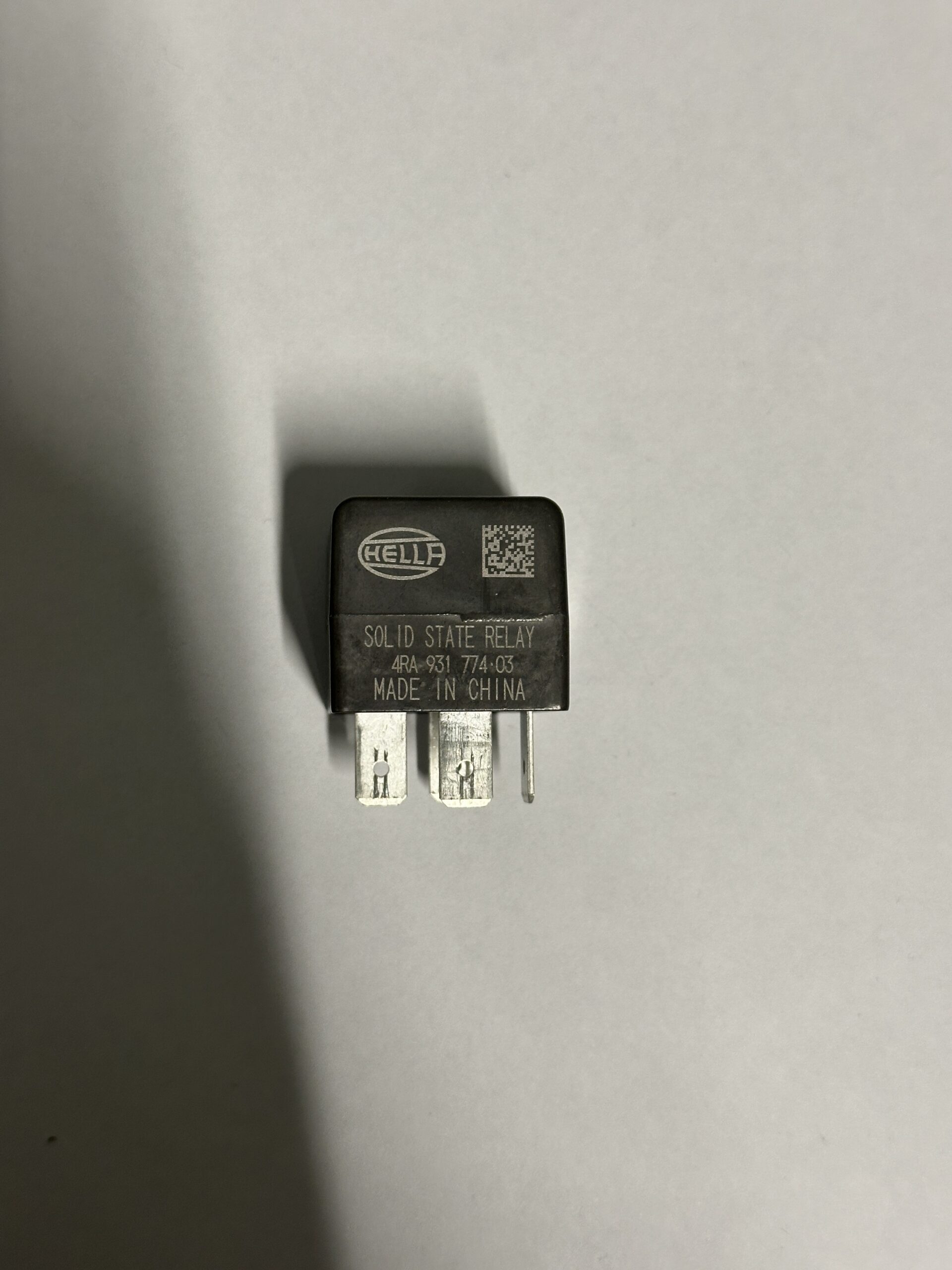 relais statique HELLA 4RA 931 774-03 12V 22A