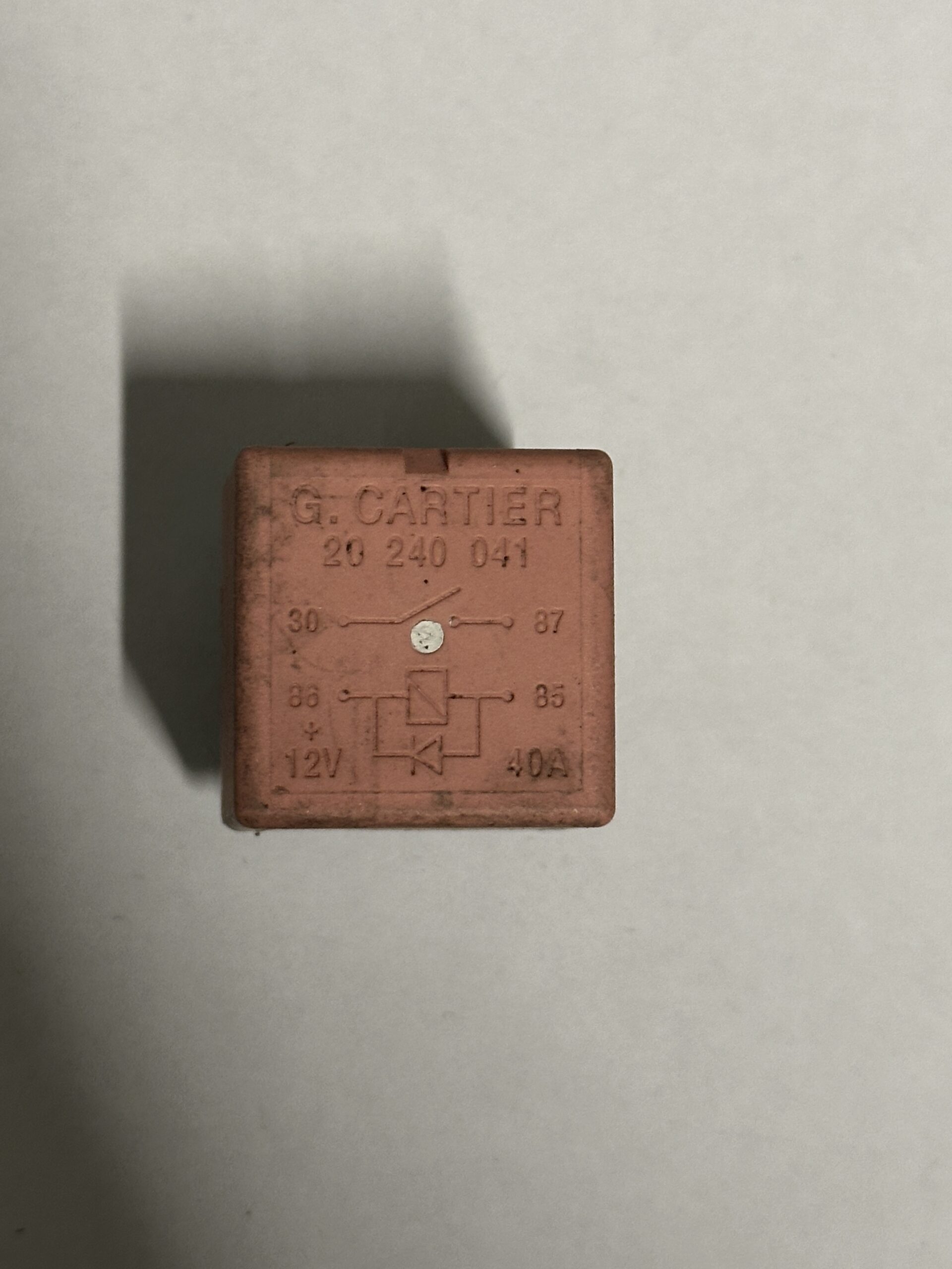 relais G. Cartier 20 240 041 12V 40A